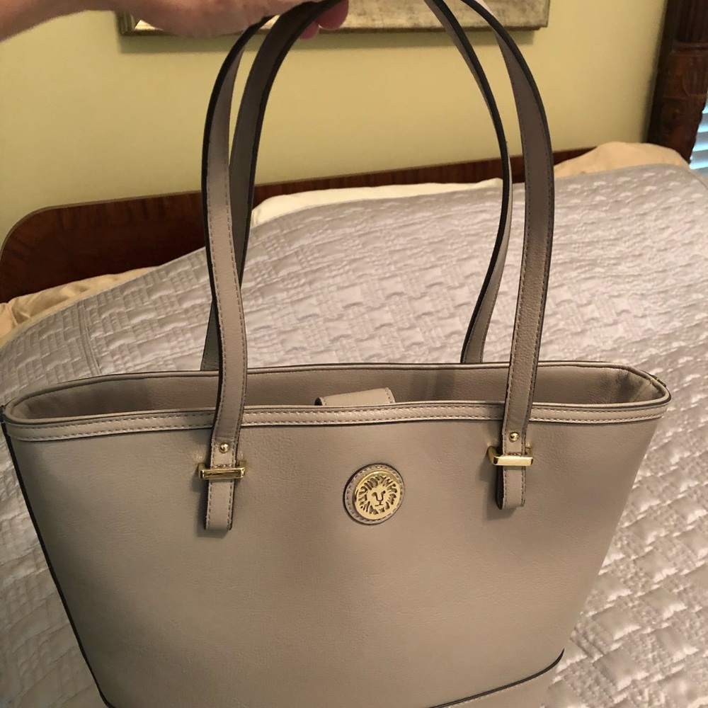Purse - Picture 2 of 2